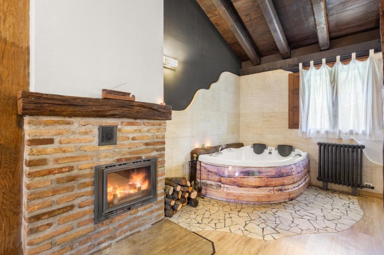 Casa Senderuela Pensionat Panzares Exteriör bild