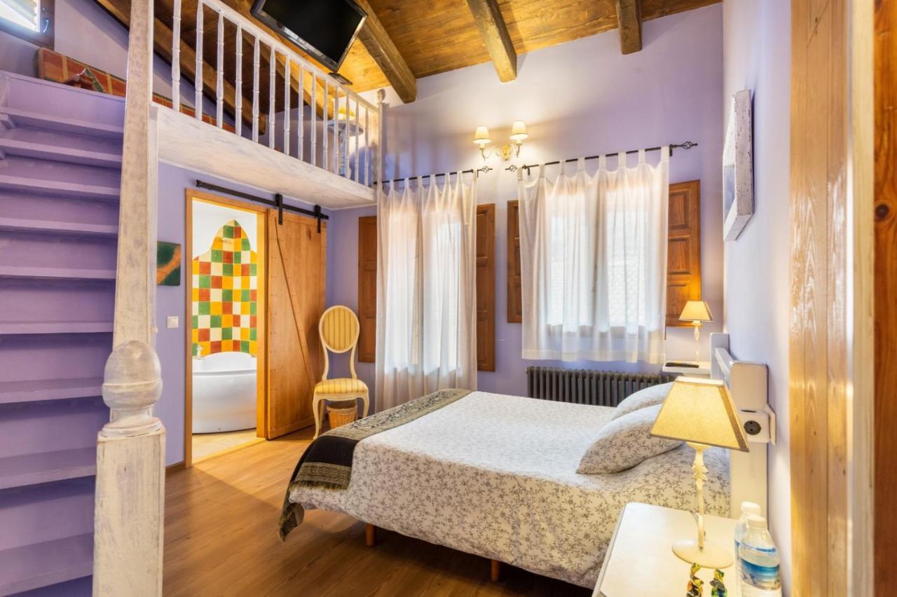 Casa Senderuela Pensionat Panzares Exteriör bild