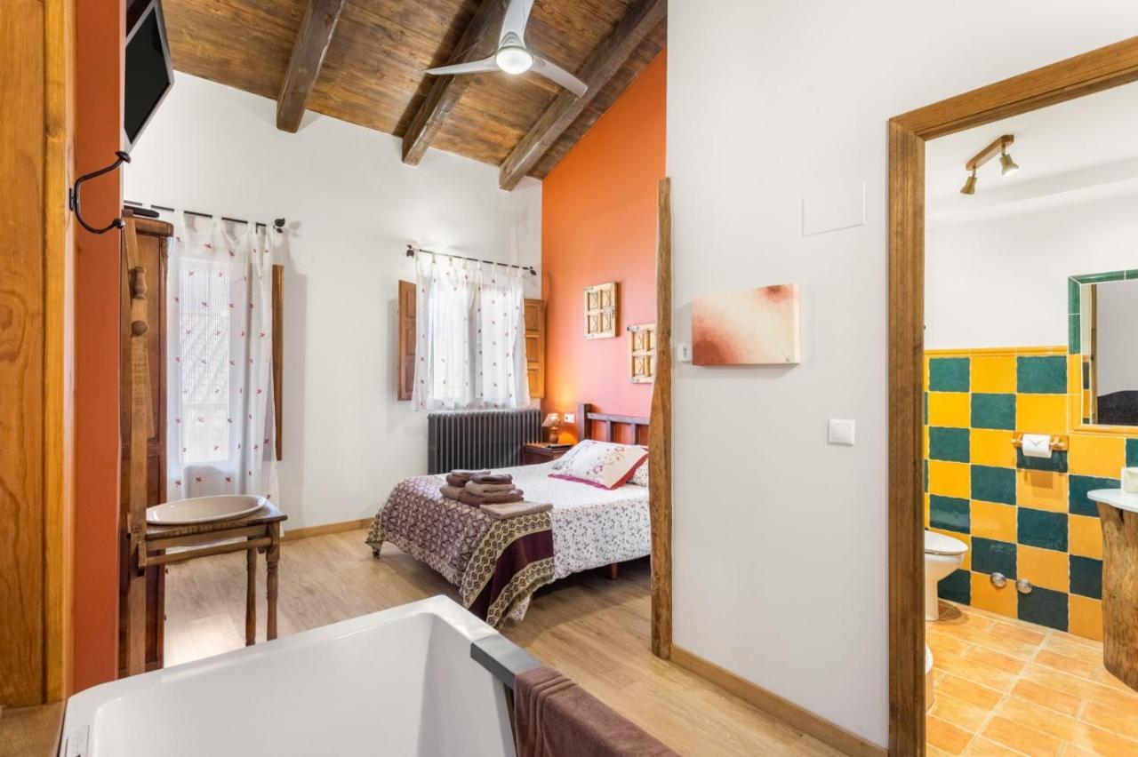 Casa Senderuela Pensionat Panzares Exteriör bild