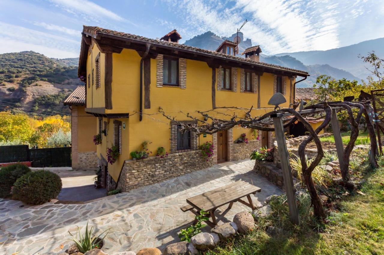 Casa Senderuela Pensionat Panzares Exteriör bild