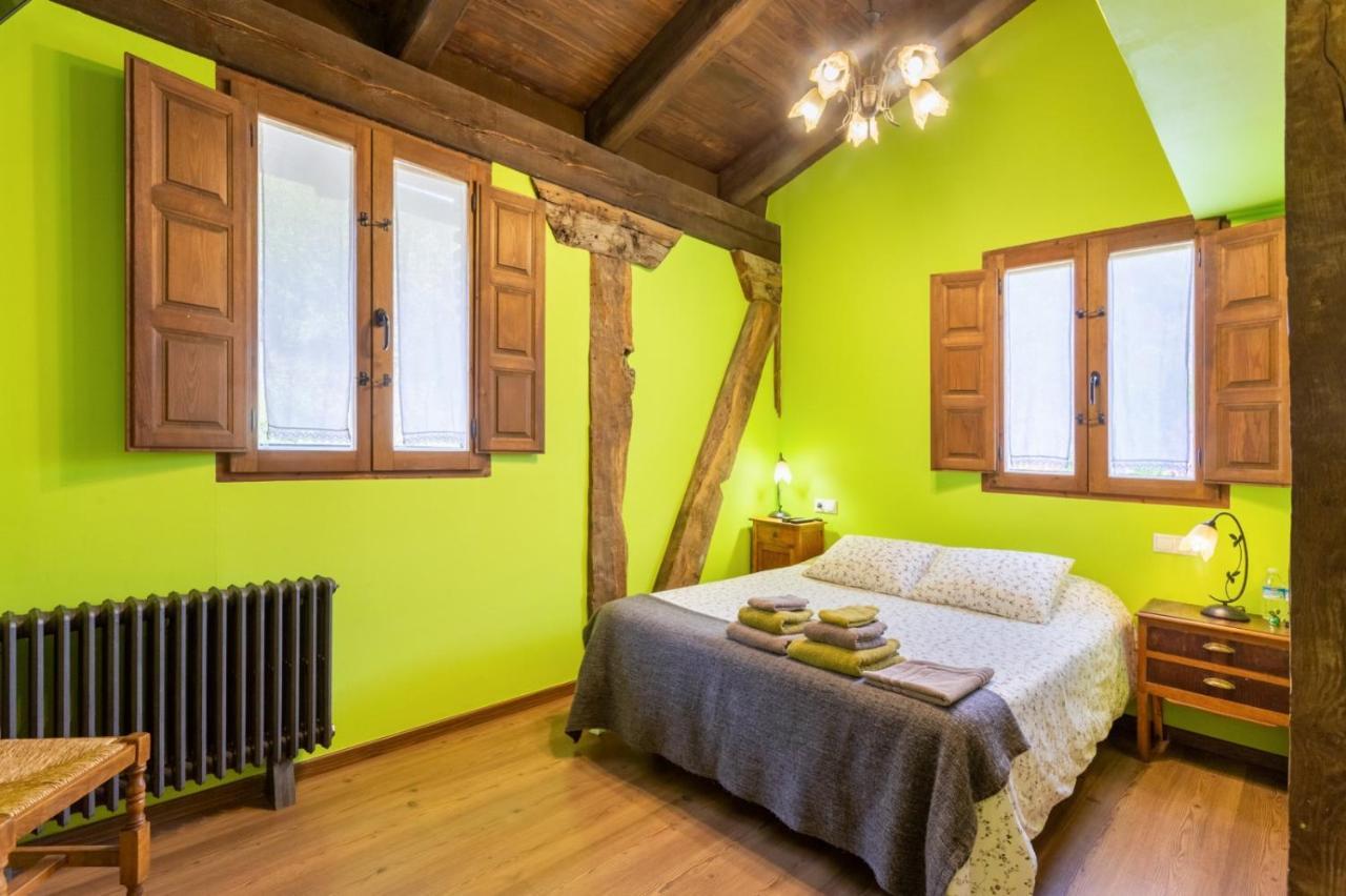 Casa Senderuela Pensionat Panzares Exteriör bild