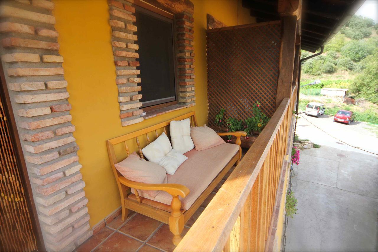 Casa Senderuela Pensionat Panzares Exteriör bild
