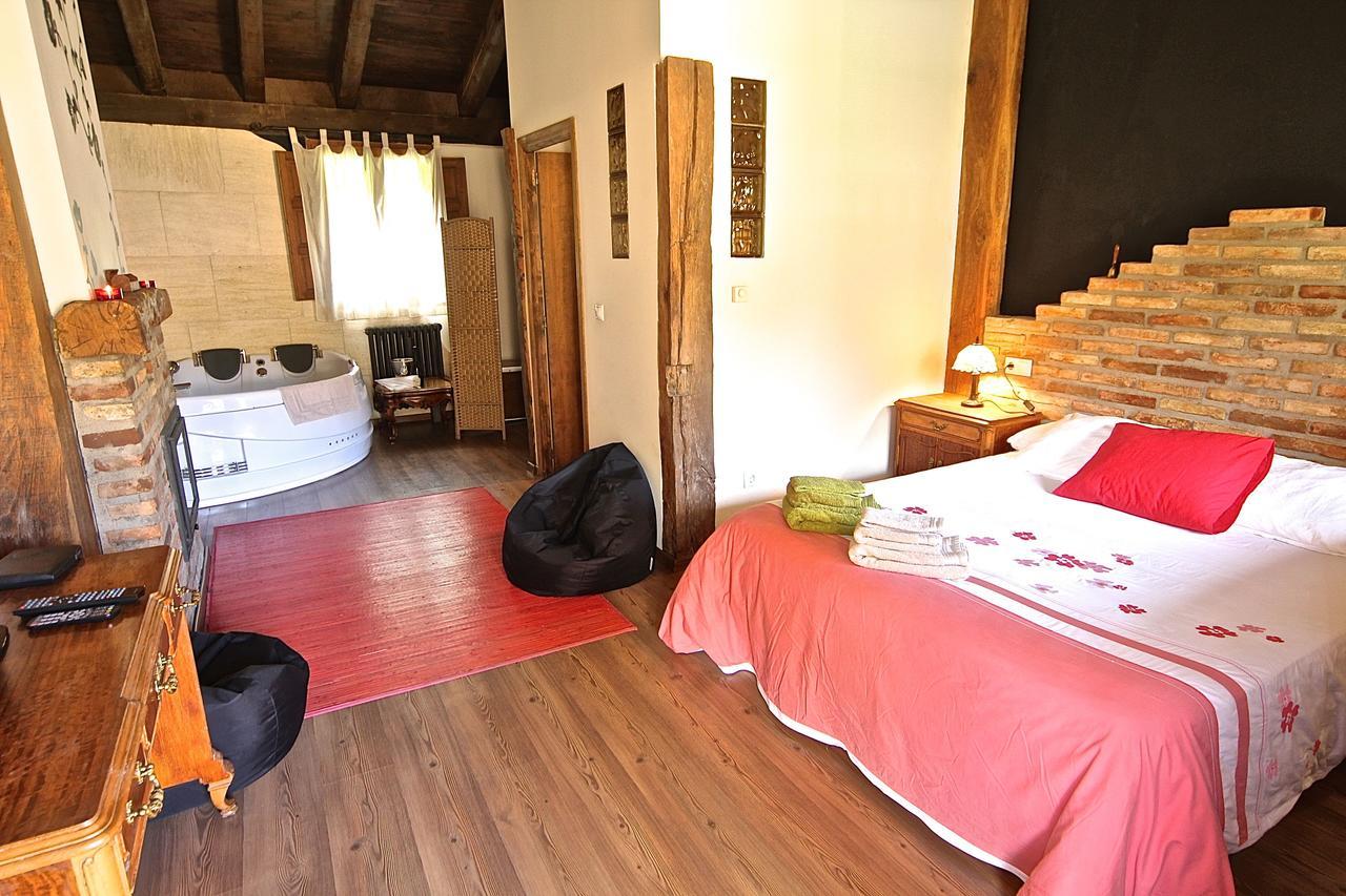 Casa Senderuela Pensionat Panzares Exteriör bild